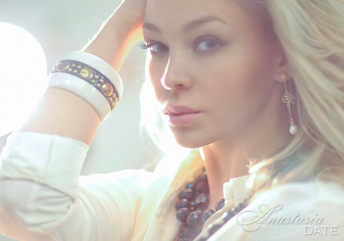 Outstanding hot blondes naked